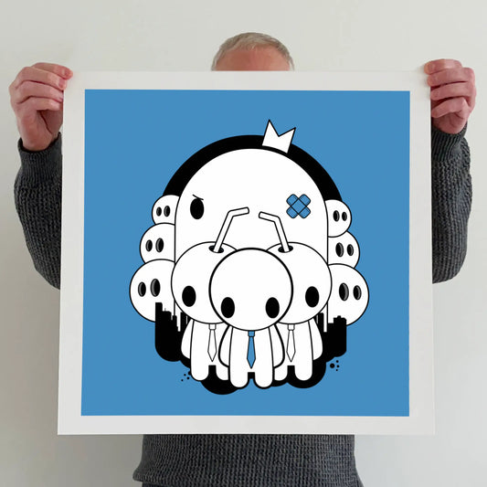 Ran holding a "I don't like Mondays" print