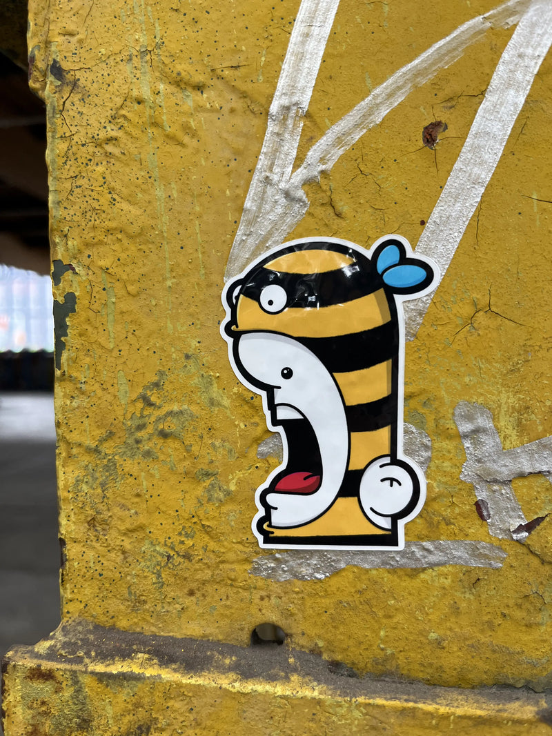 Shouter vs Bee sticker by Ran Kunst