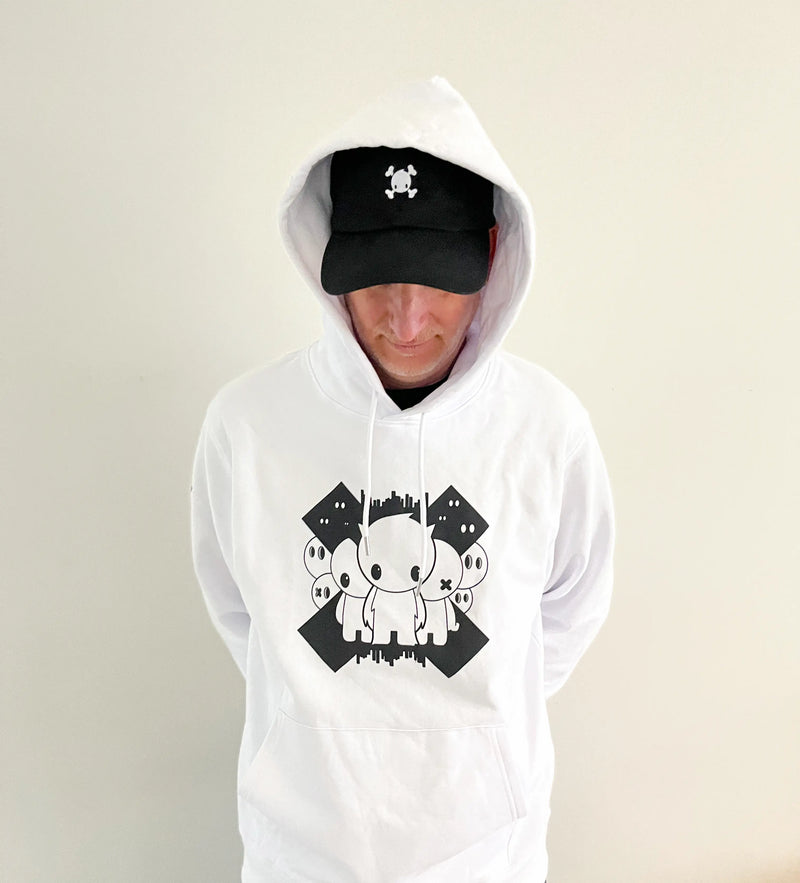 Ran Kunst wearing his The freaks come out at night hoodie